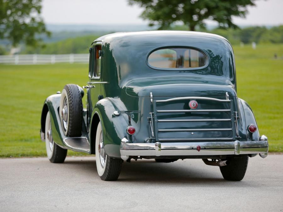  Packard Twelve Club Sedan 1936 года  (фото 39 из 39)